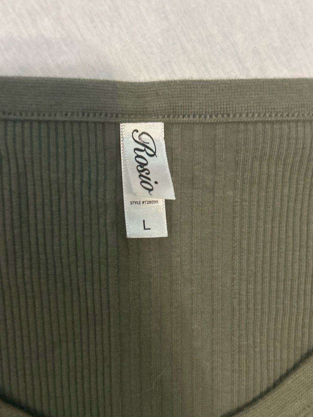 Rosio Ribbed Button-Front Crop Top - Olive - Picture 2 of 2